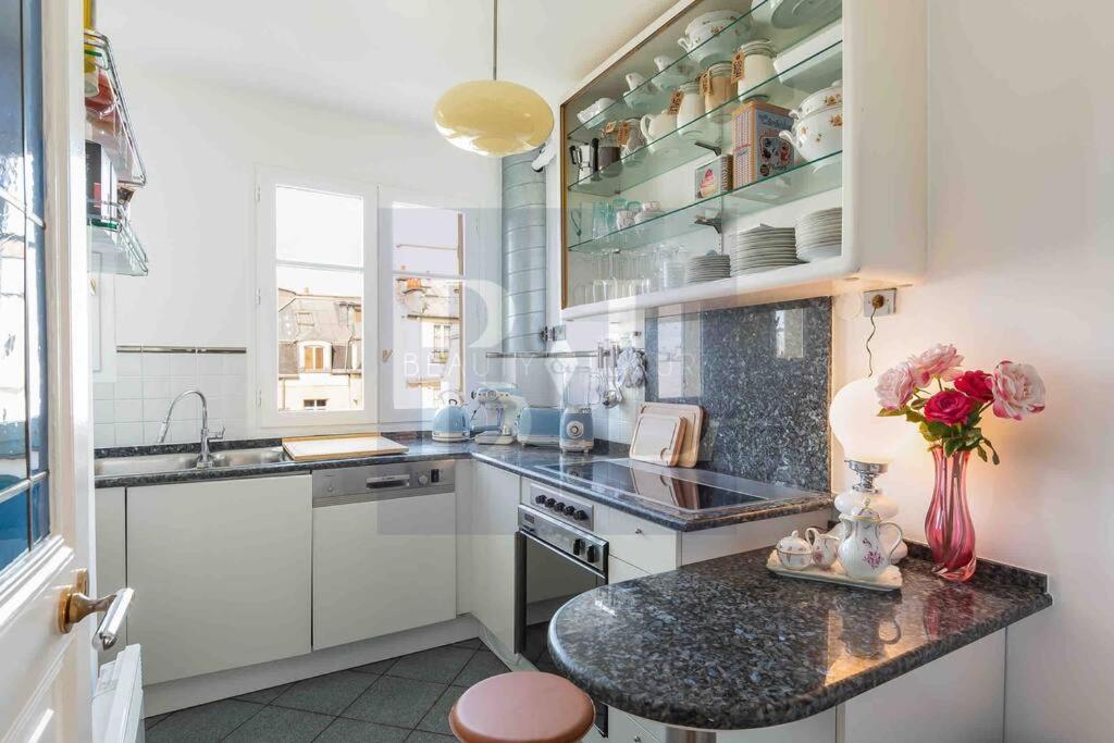 Dauphine Saint Germain 6th arr 2bedrooms