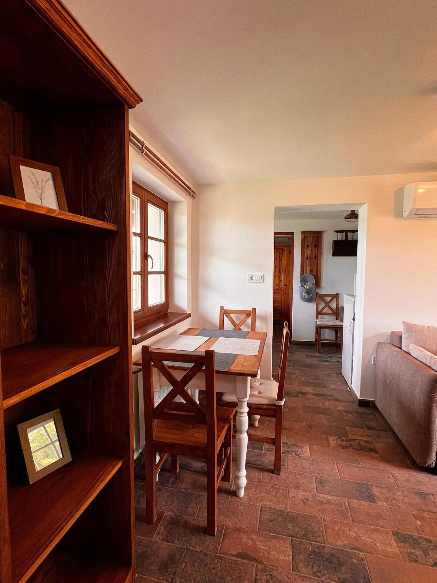 Pilisi Lovas Major, Dorog