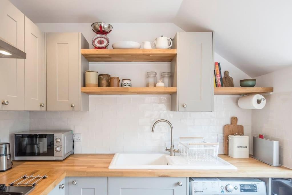 10 Angel Lane, Woodbridge