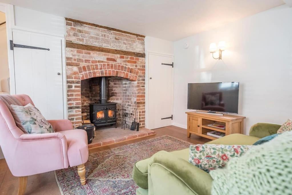 10 Angel Lane, Woodbridge