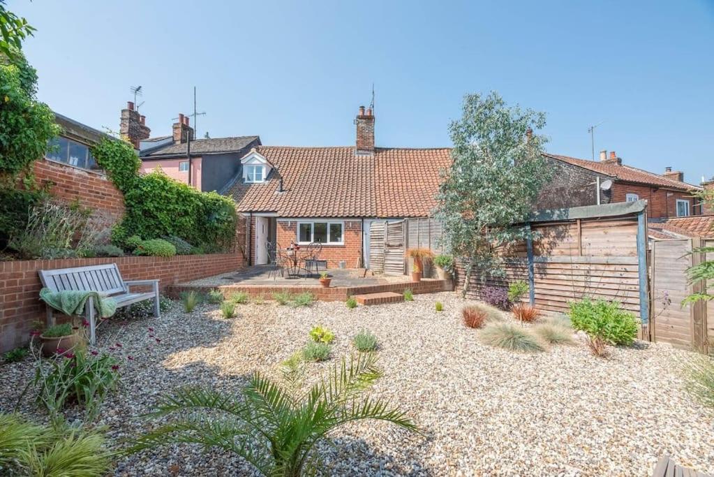 10 Angel Lane, Woodbridge