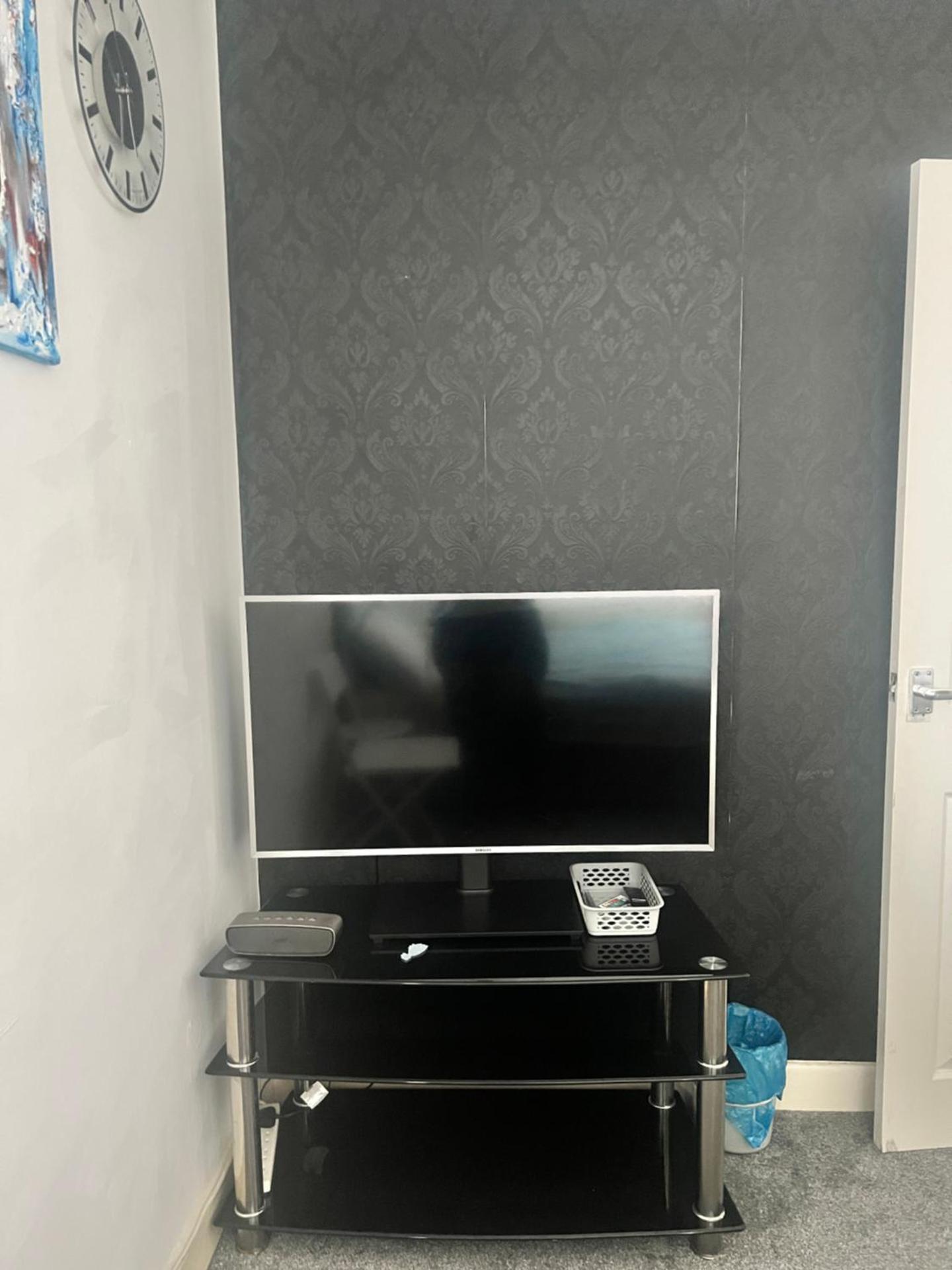 Tilbury Home For short letting