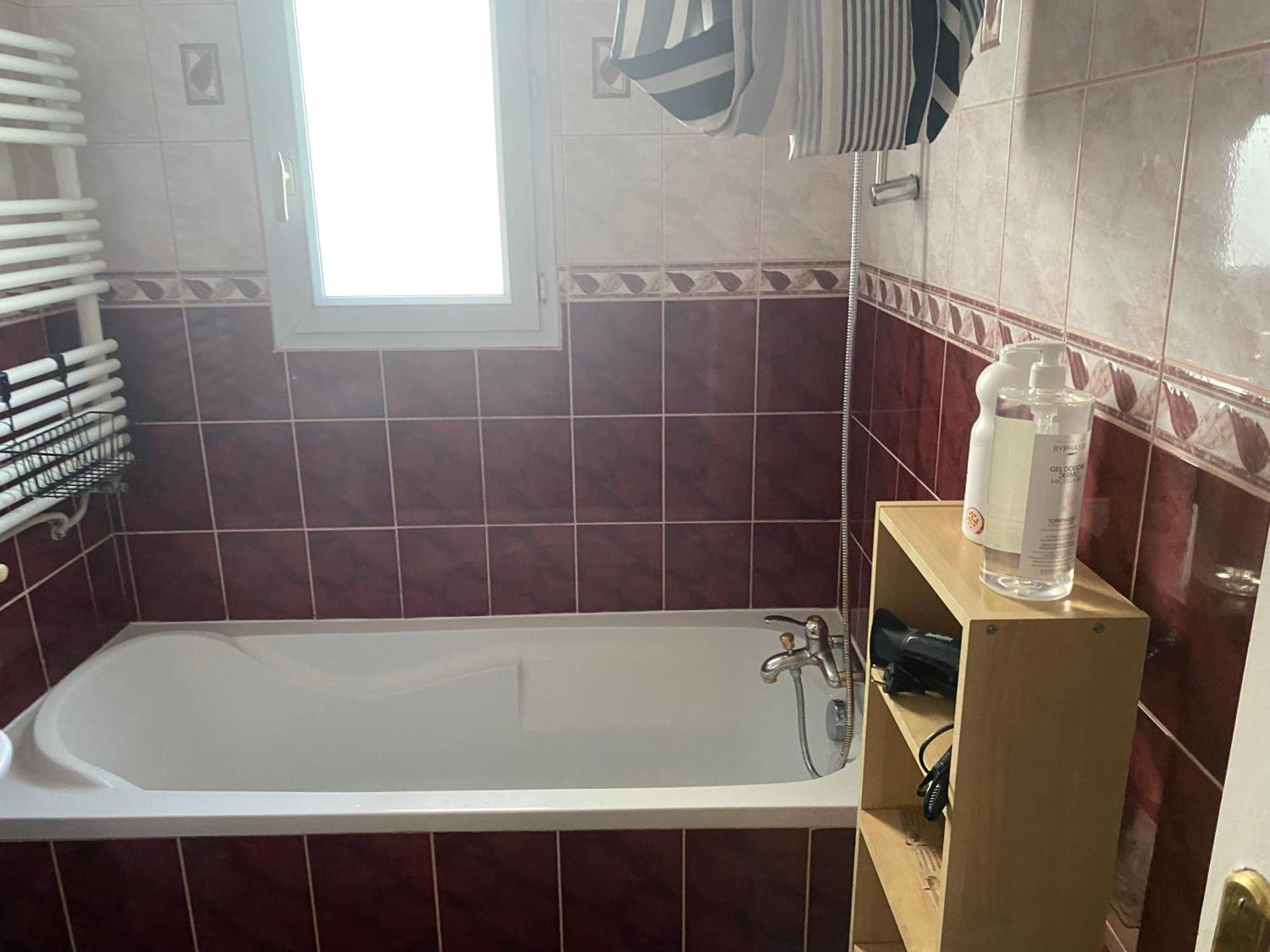 Grand logement 5 min de Paris