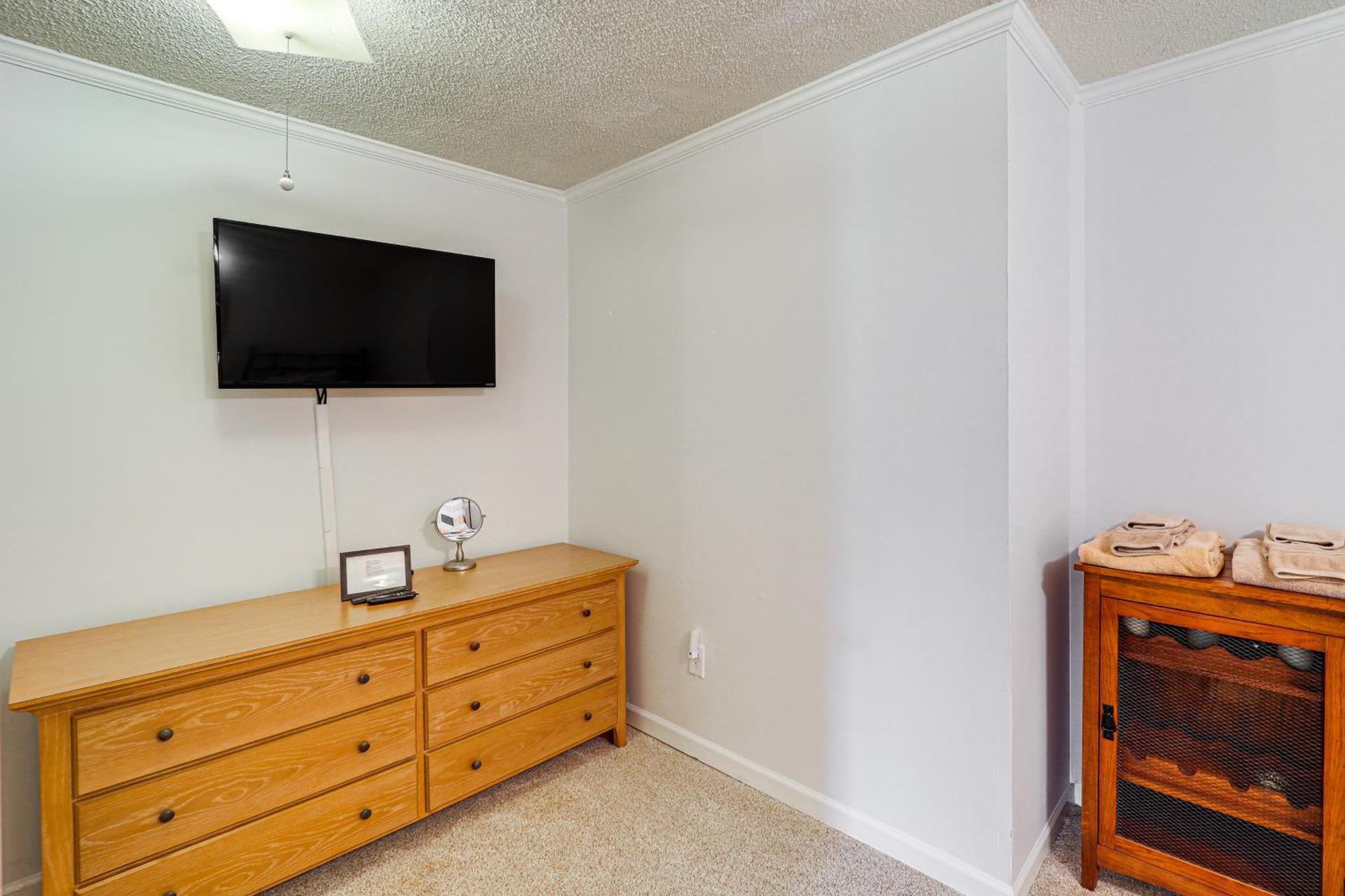 Banner Elk Mountain-View Condo 3 Mi to Skiing!