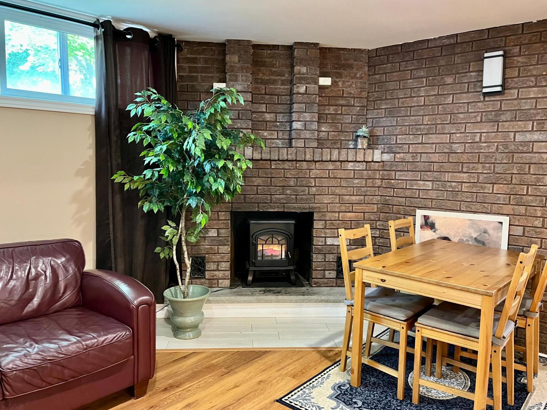 Entire Basement Apartment in Mississauga, Etobicoke