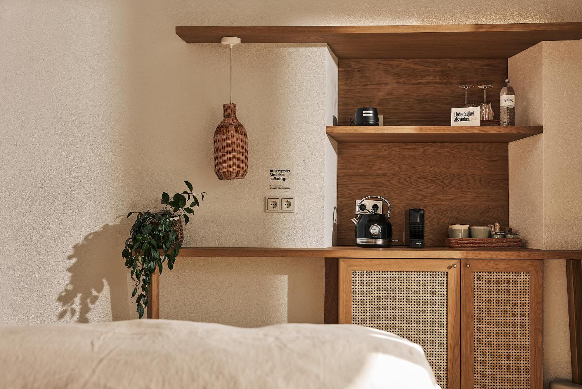 Coffee/tea facilities