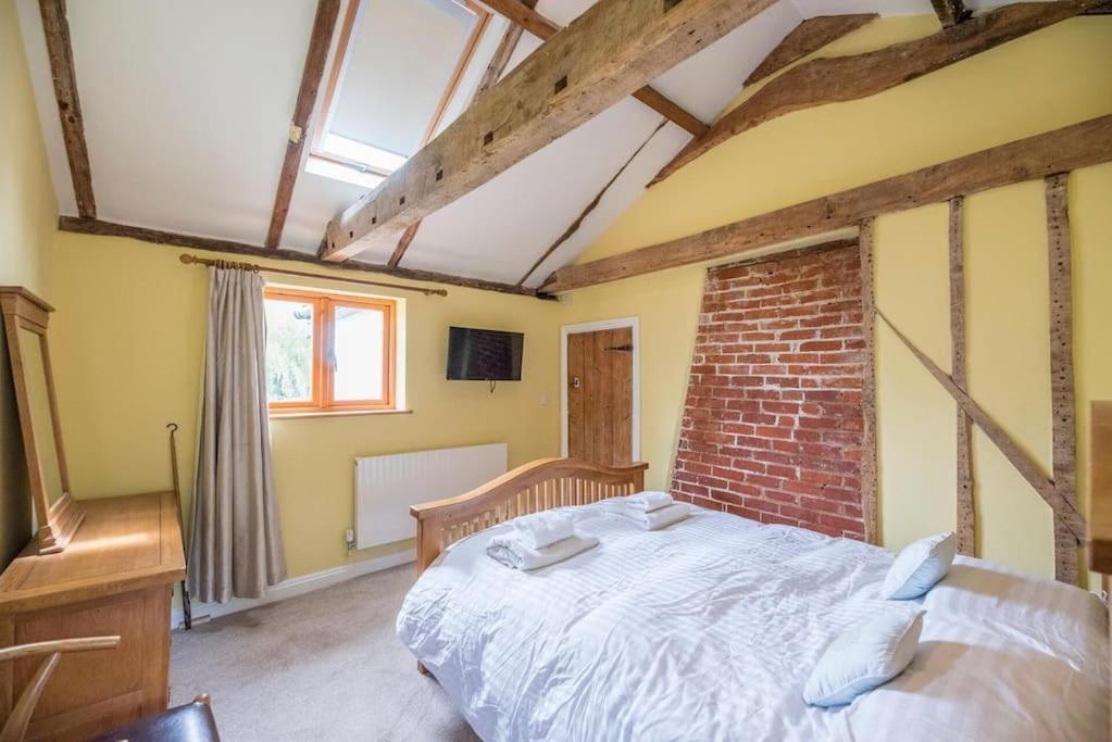 Little Swattesfield, Eye