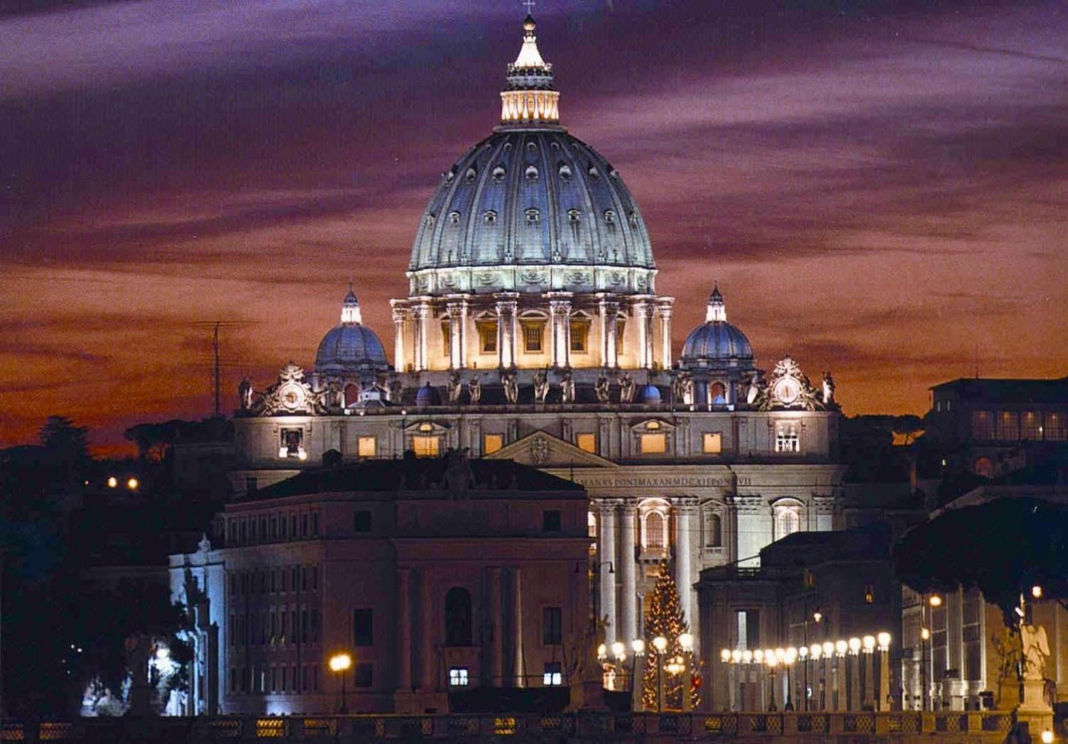 Central Rome 2BR Walk to Vatican & Piazza Navona