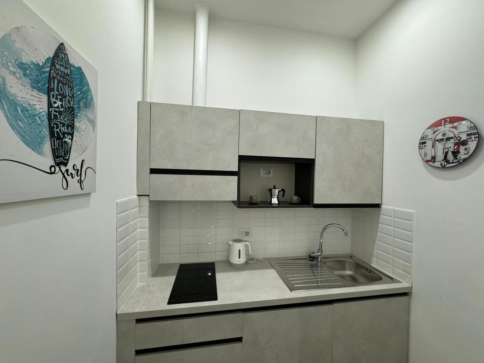 Coffee/tea facilities