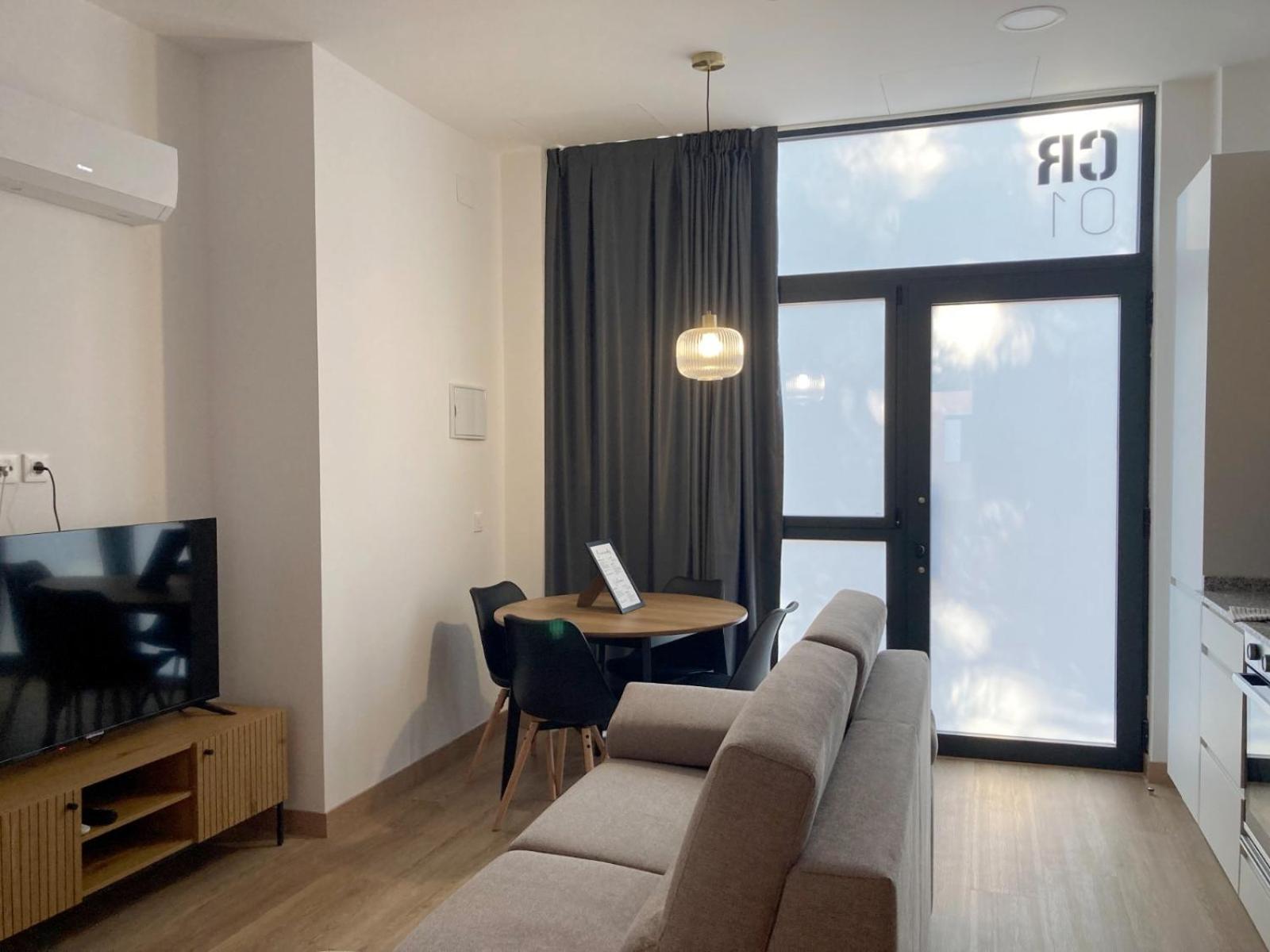 Communal lounge/ TV room