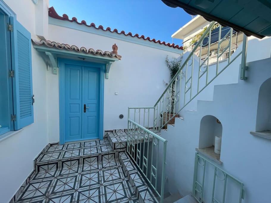 The Captains Residence