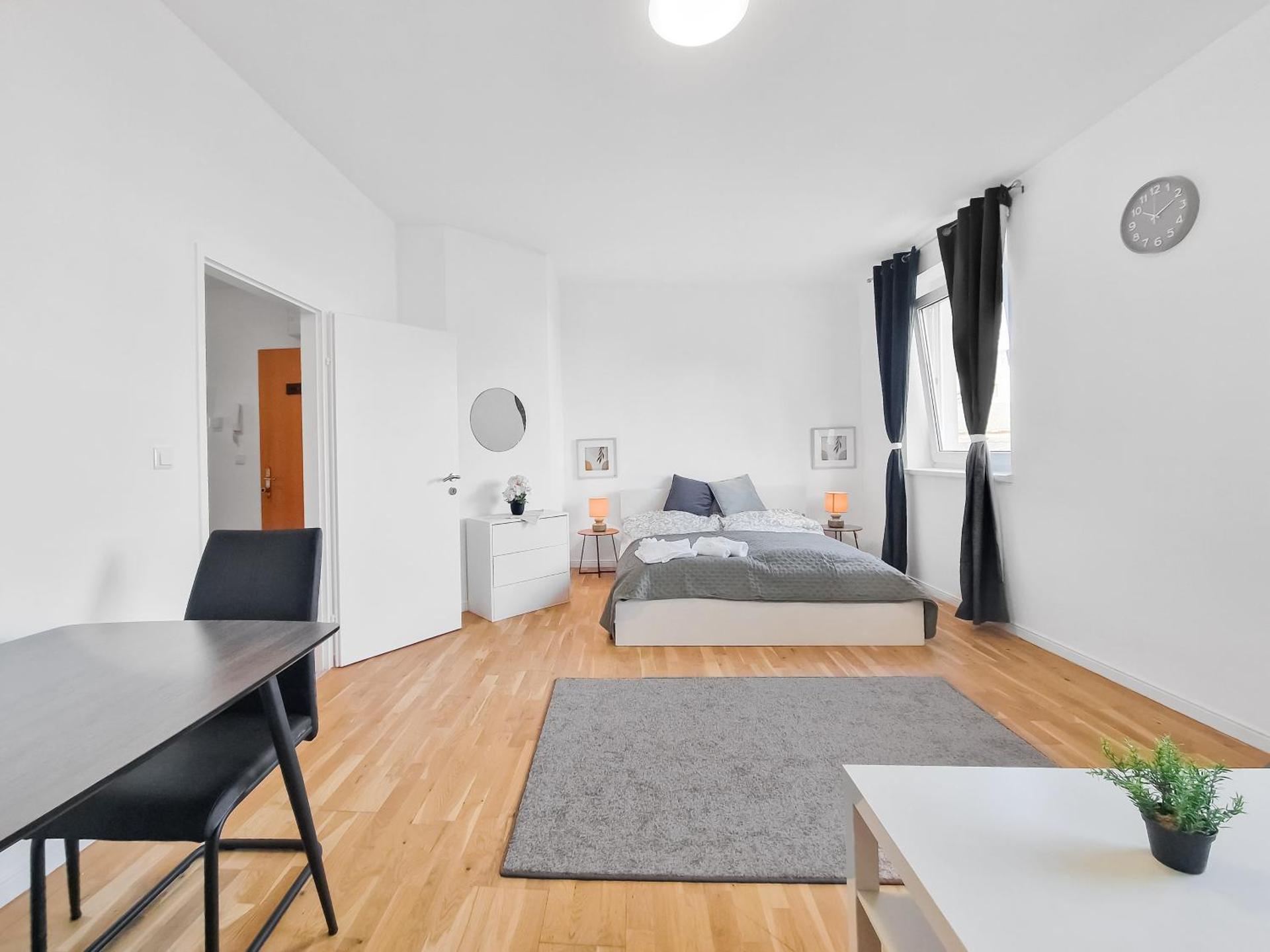 Stockerau Comfort Studio 1BR for 2