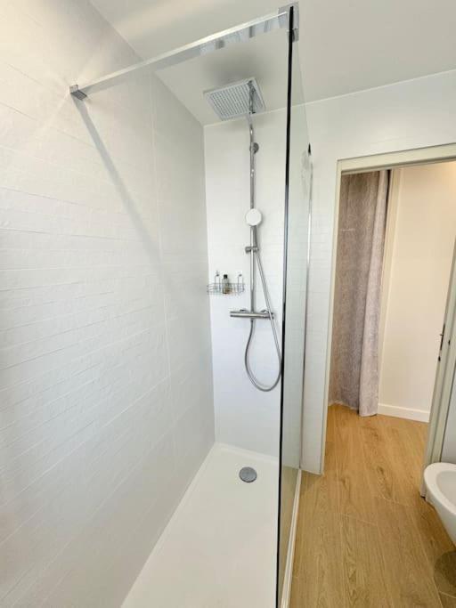 Le studio Palm Beach, Clim ,Parking, Neuf