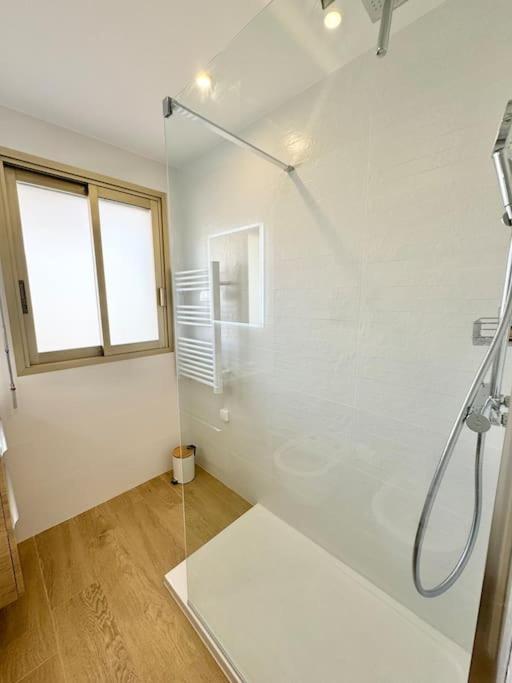 Le studio Palm Beach, Clim ,Parking, Neuf