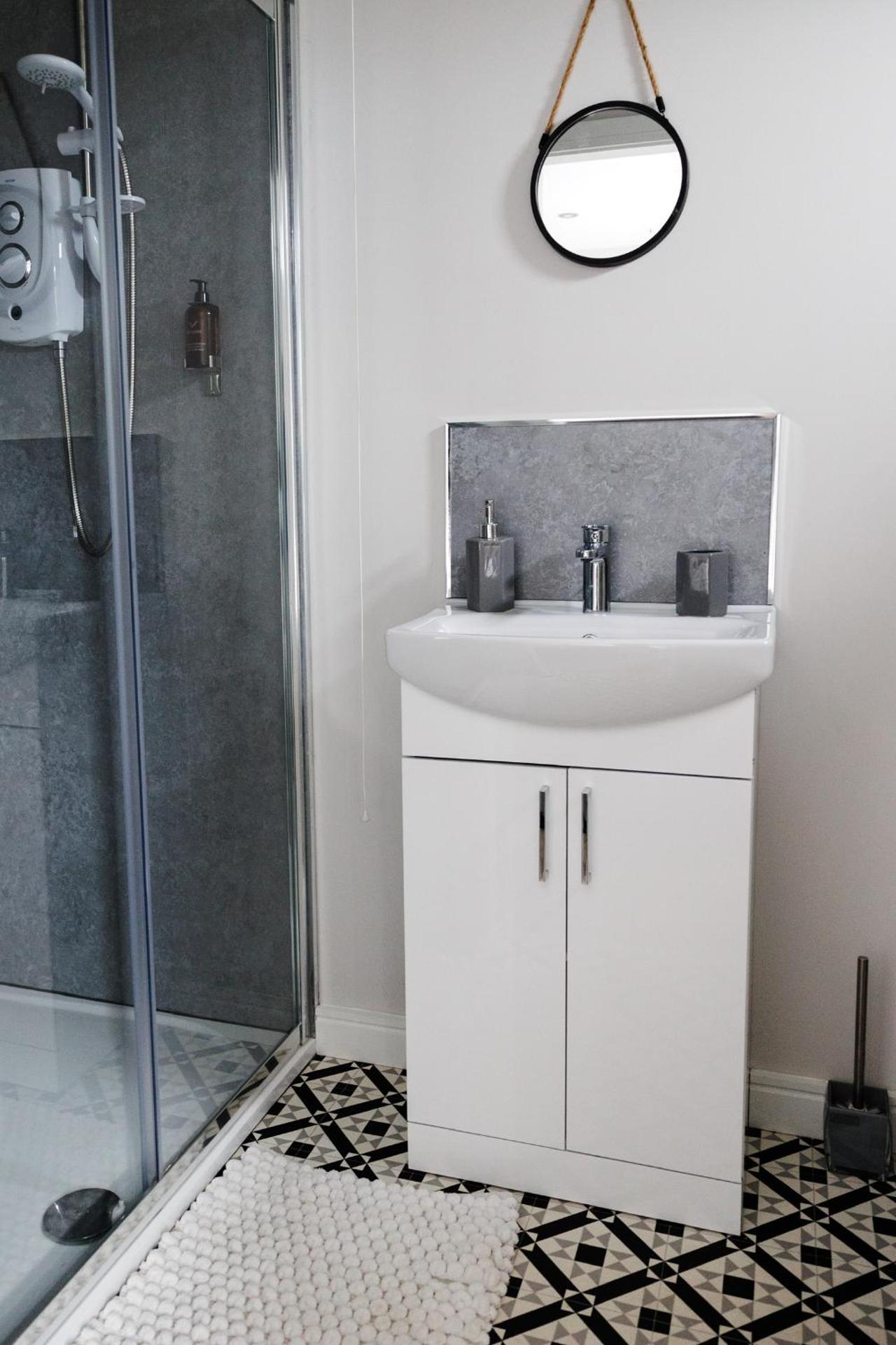 Slemish Hideaway - Funky Pheasant