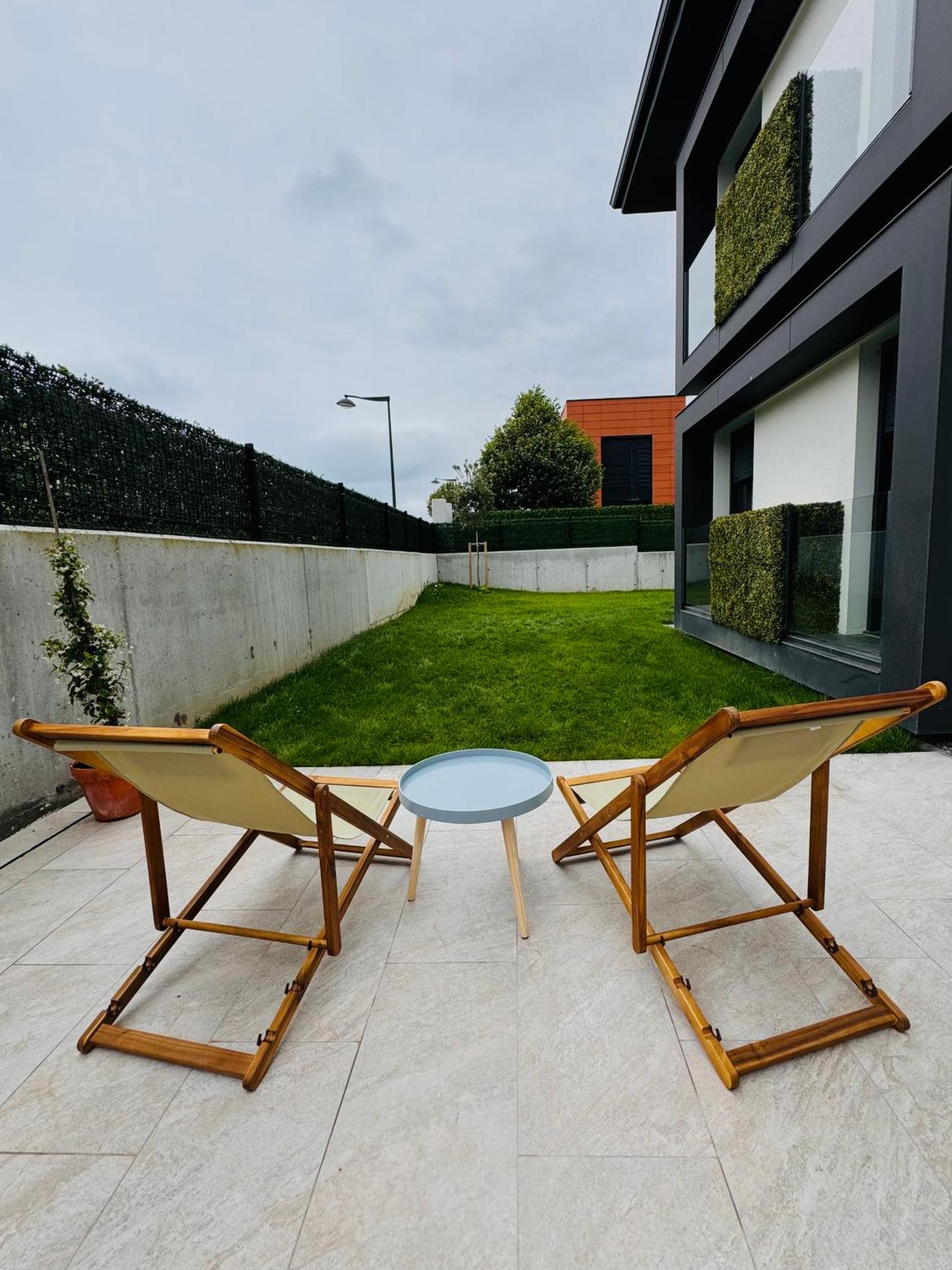 Apartamento con jardin Long Beach Loredo