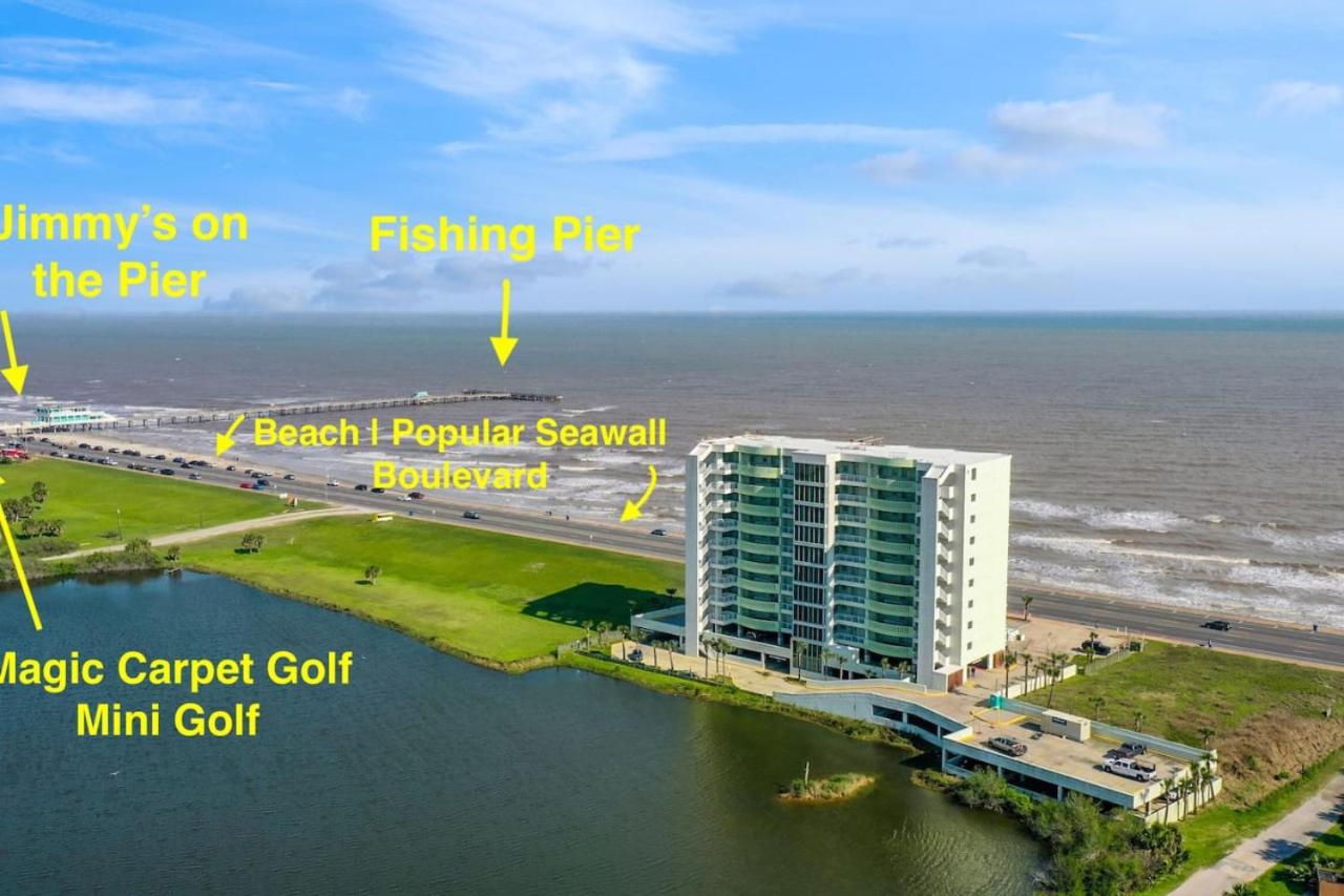 Oceanside Escape with 3 Bedrooms Spectacular Ocean View and Pool