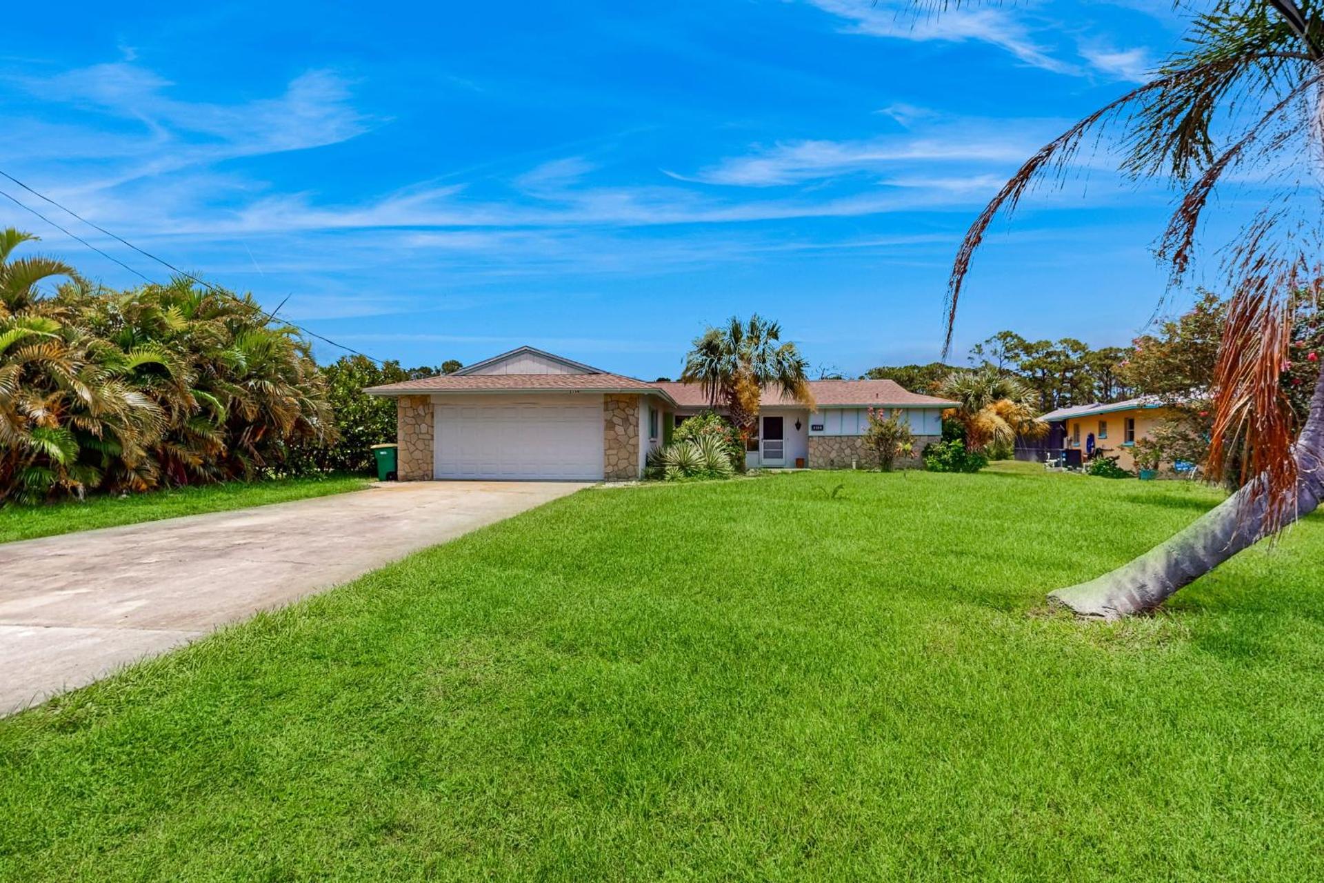 Mangrove View on Oyster Creek