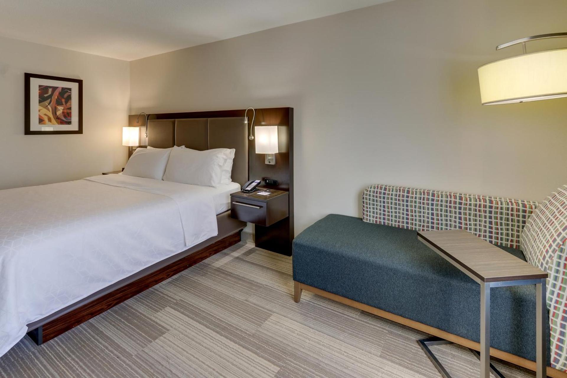 Holiday Inn Express Hotel & Suites Dayton-Centerville by IHG