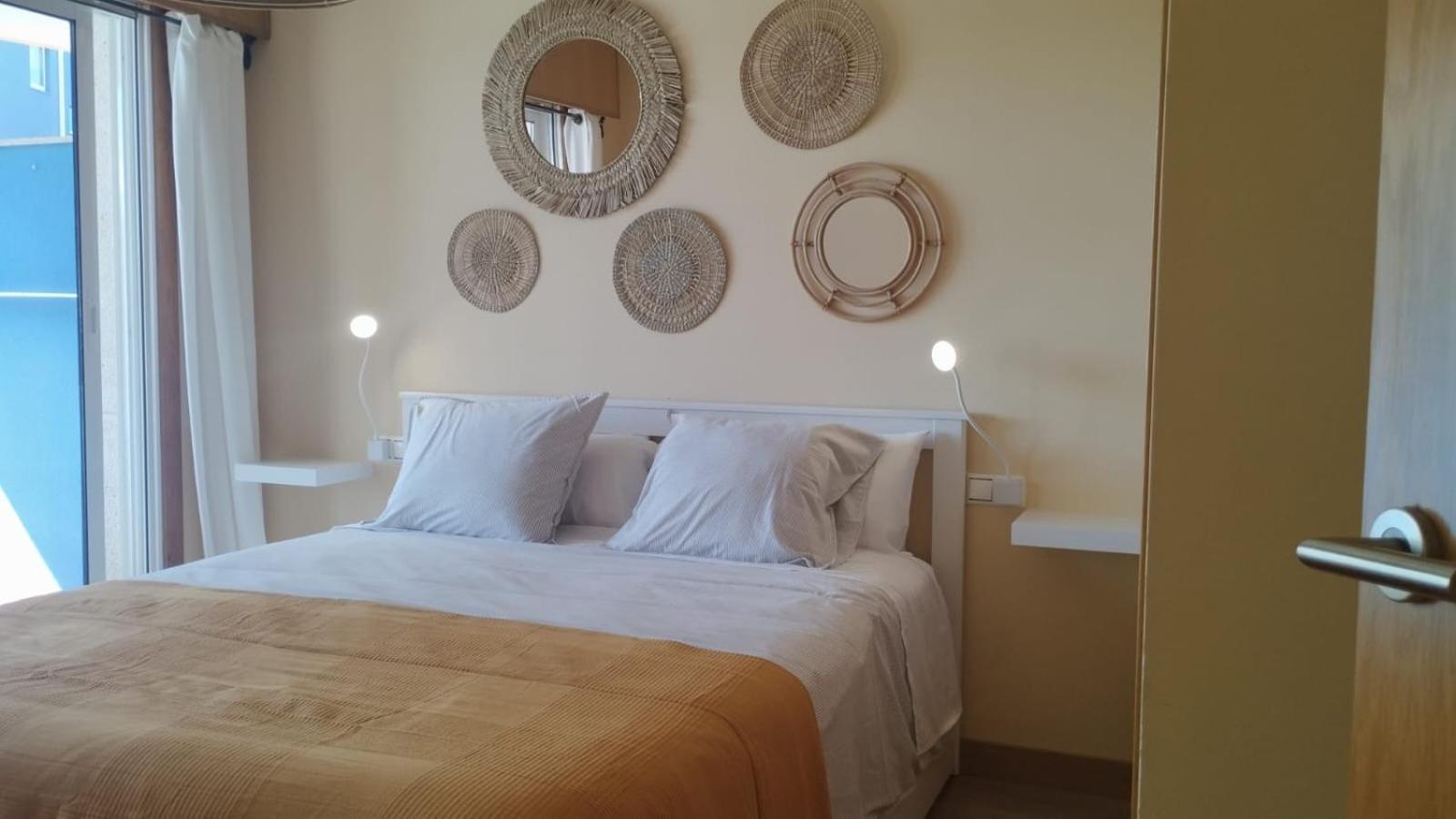 Apartamento con vistas al mar B4 Urb Puerto Azul