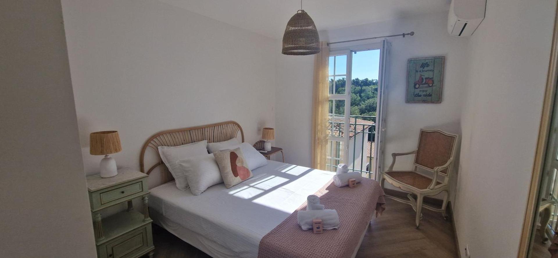 Appartement clim, parking, wifi