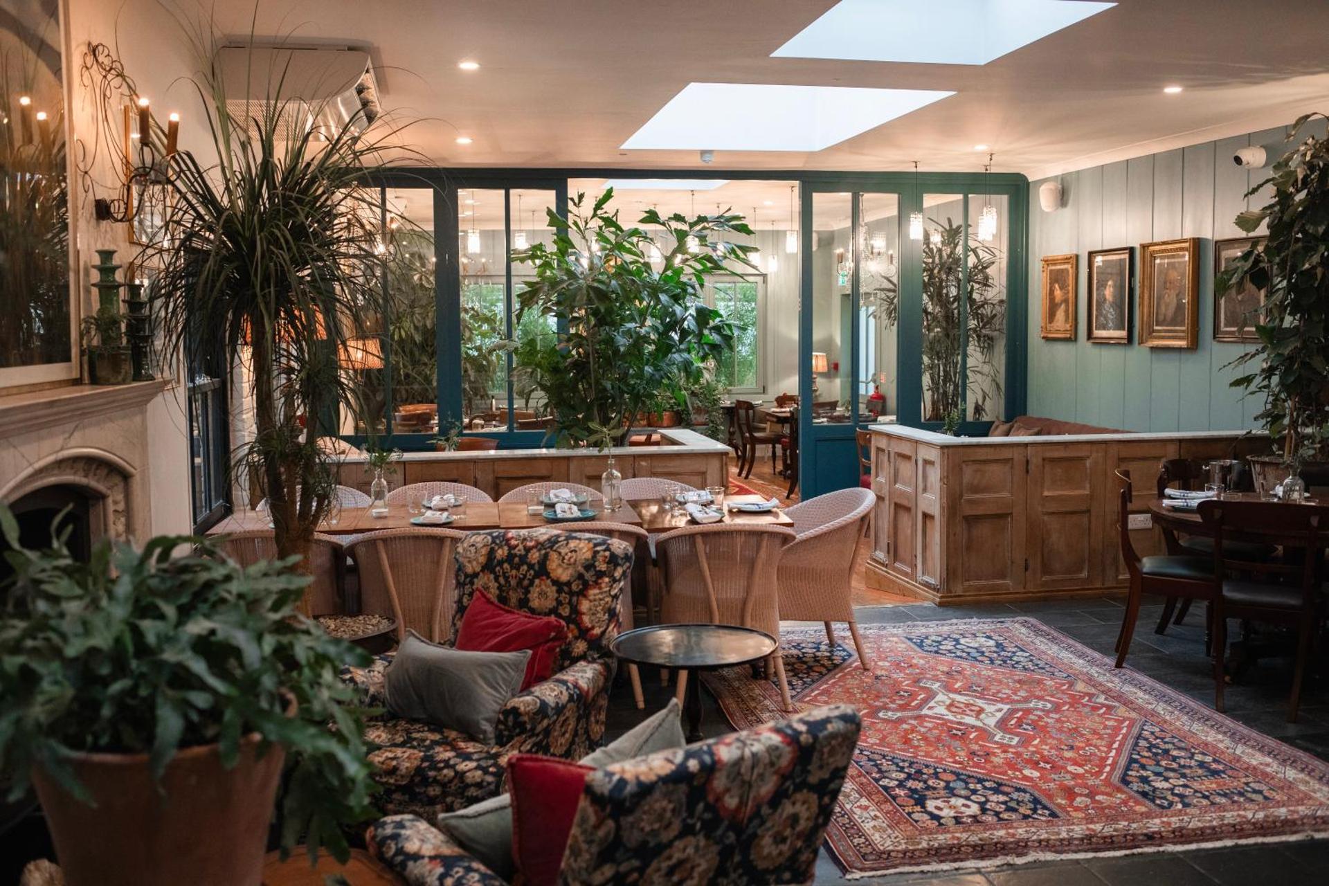 Restaurant/places to eat