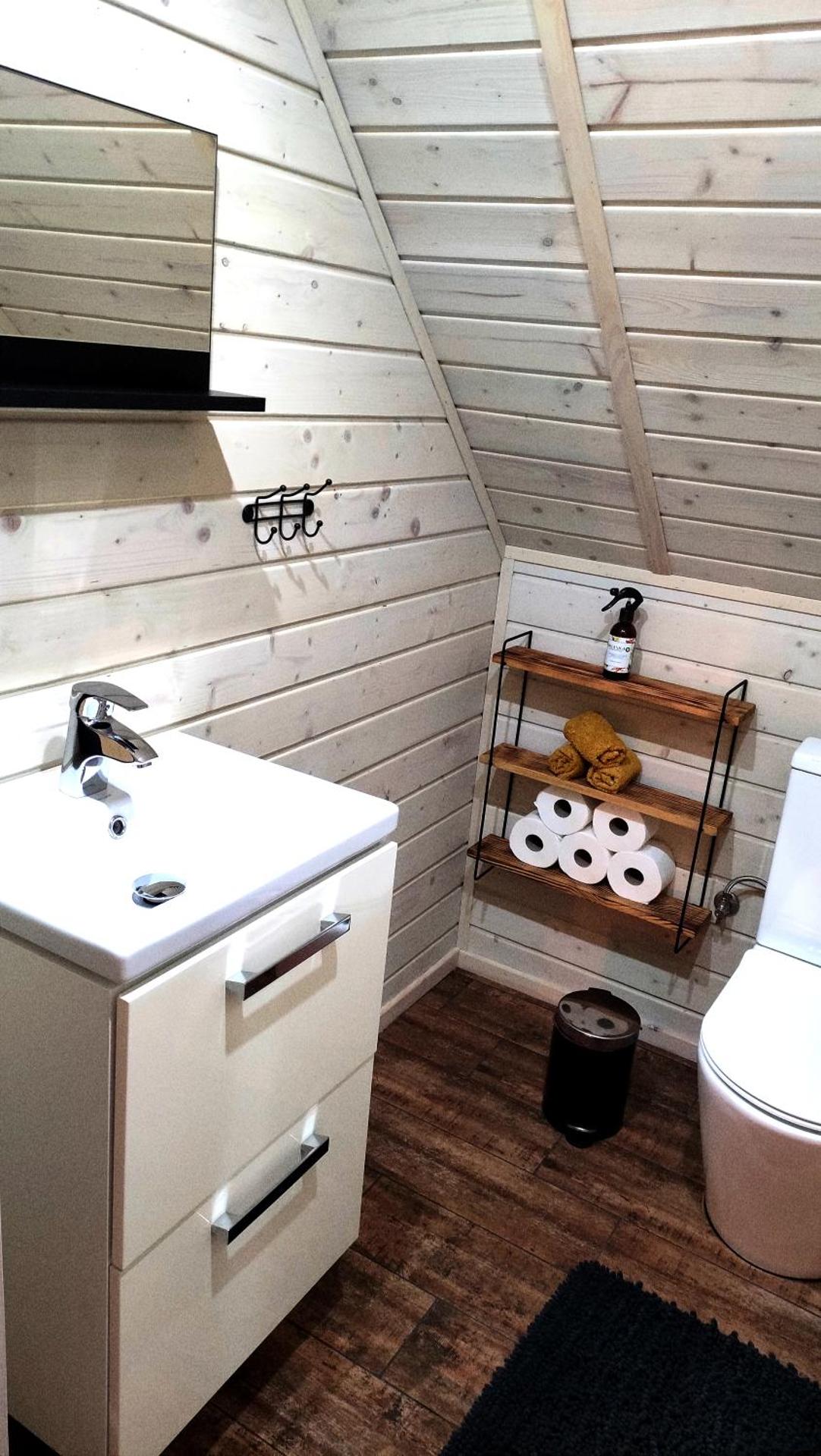 Świerkowisko cisza las plaża blisko