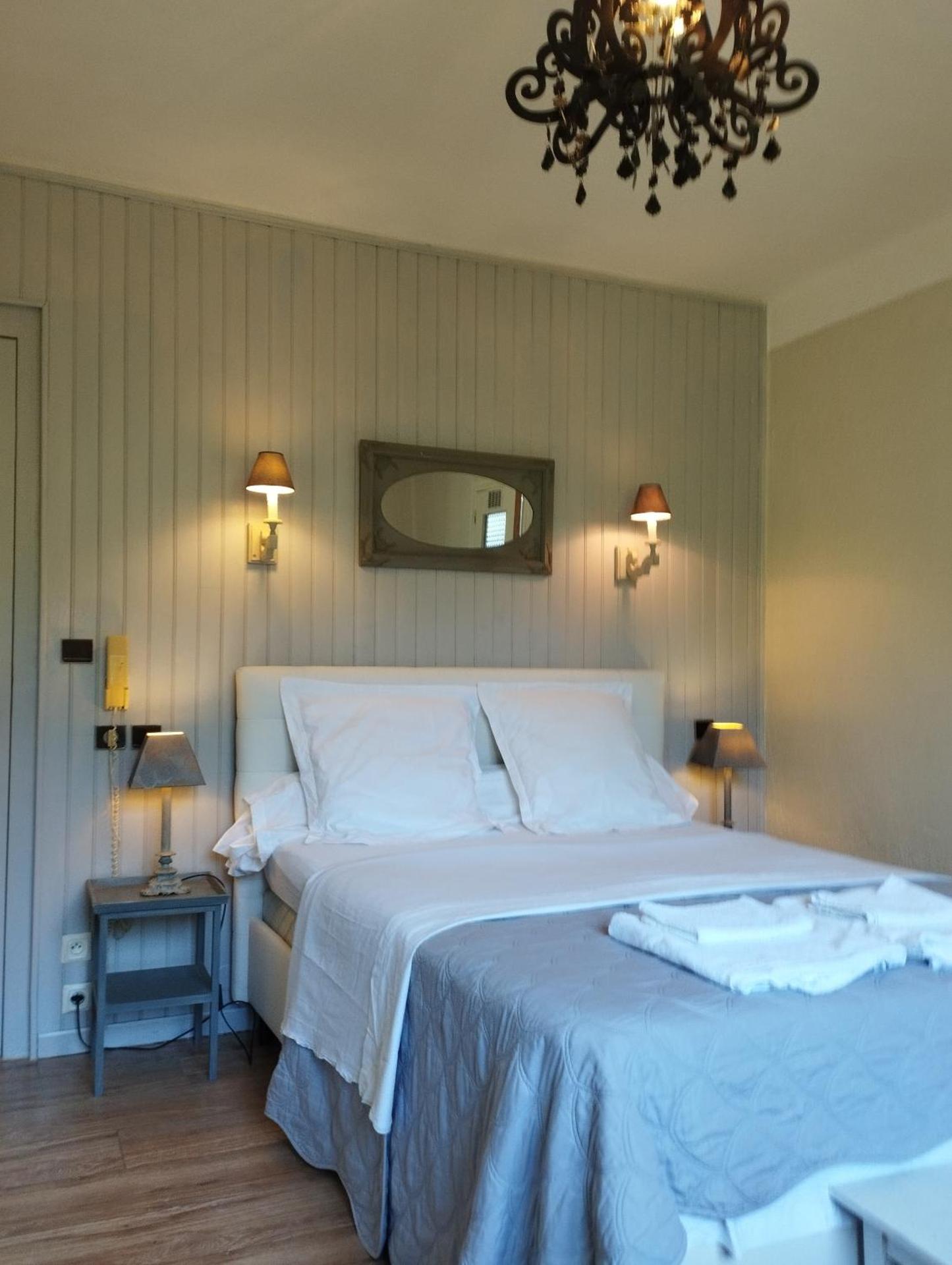 St Martin du canigou Chambres et Table d'hôtes de charme