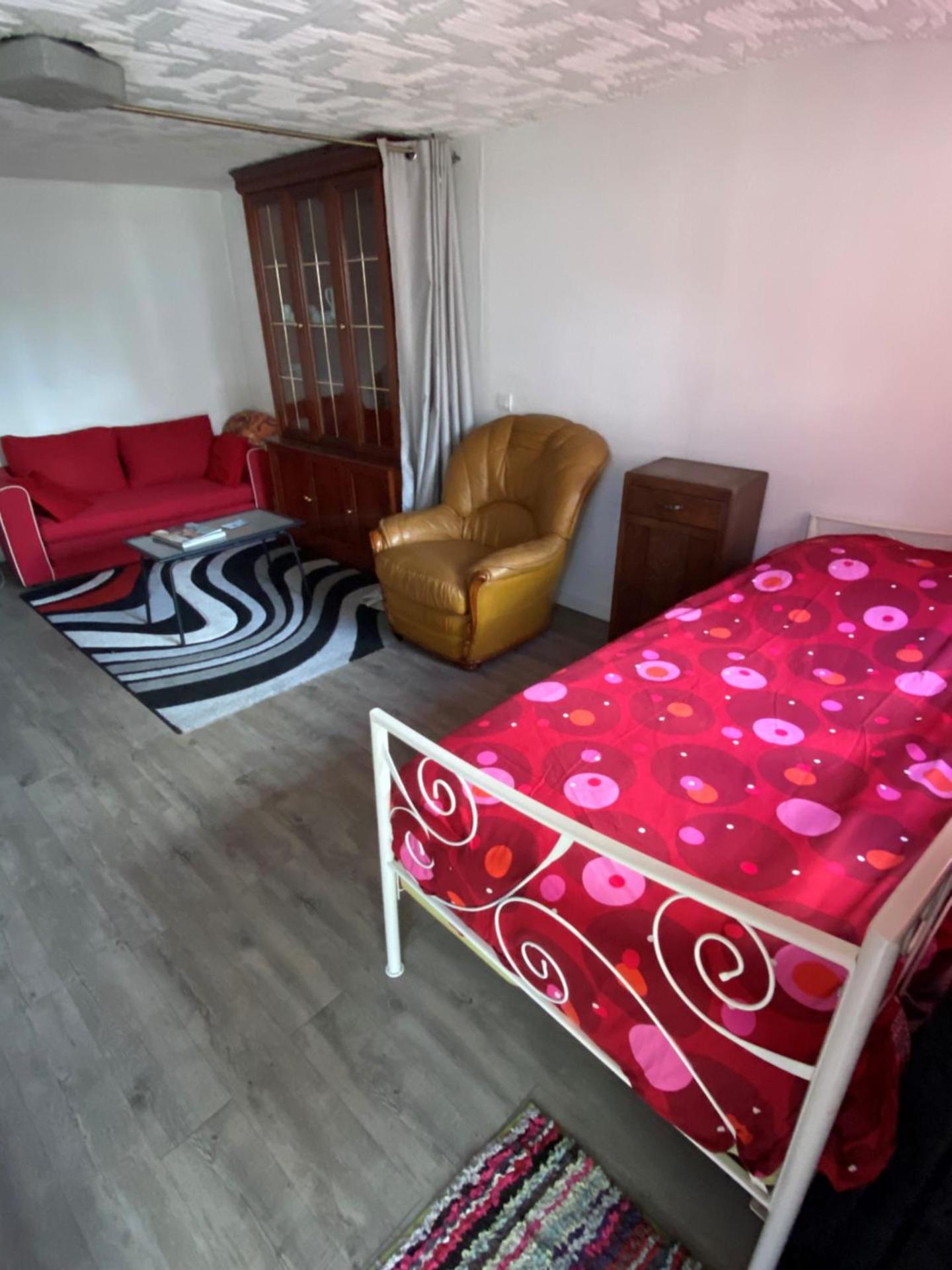 Joli Maison calme 10 Mn de Paris st LAZARE