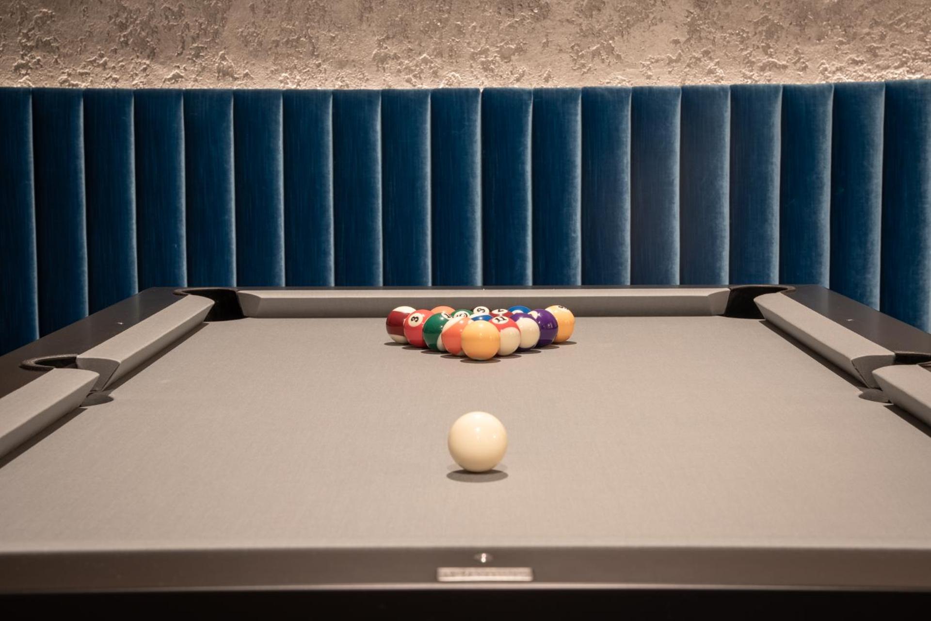 Billiard