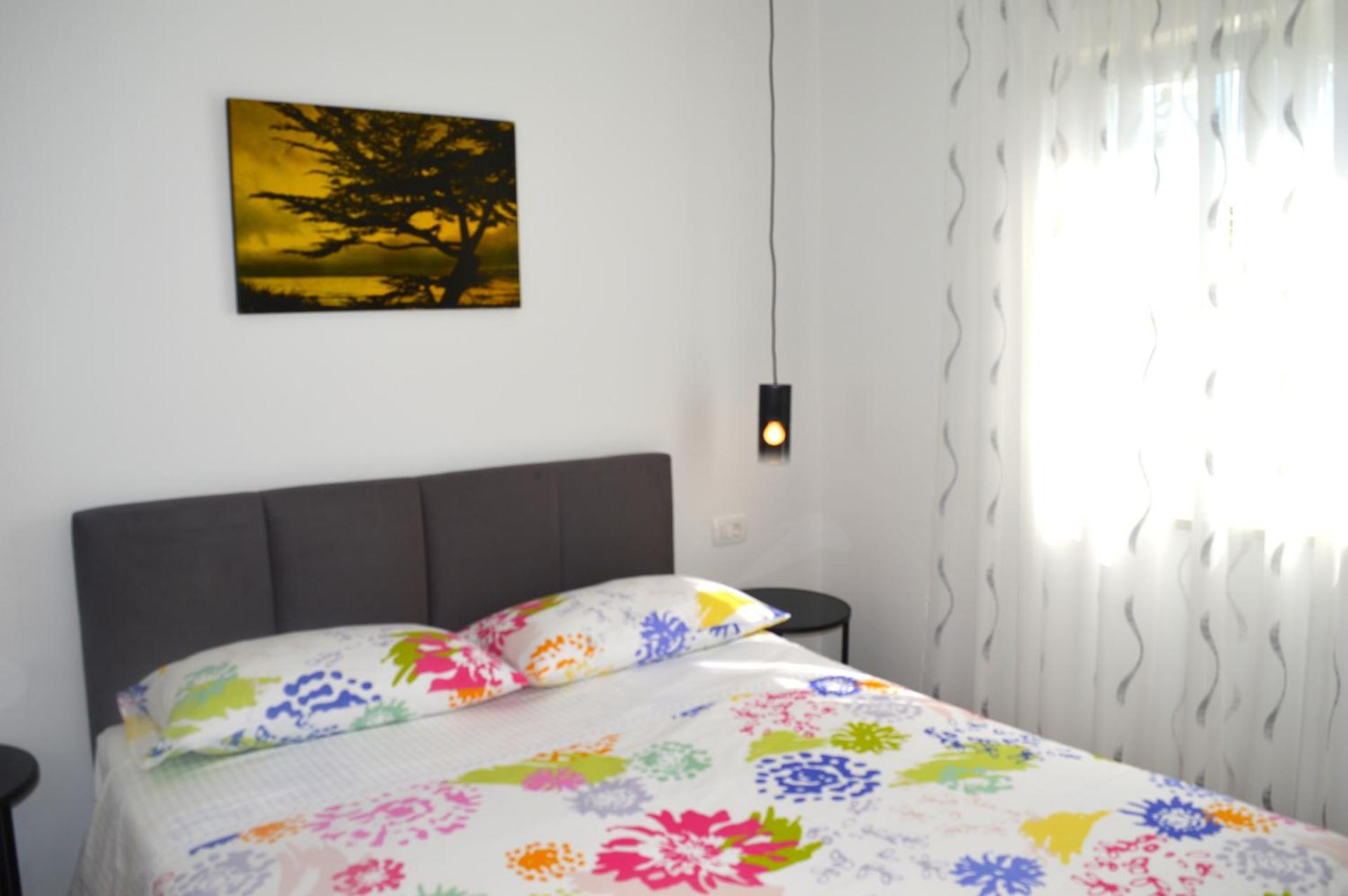 Rooms & Apartments Kvasić