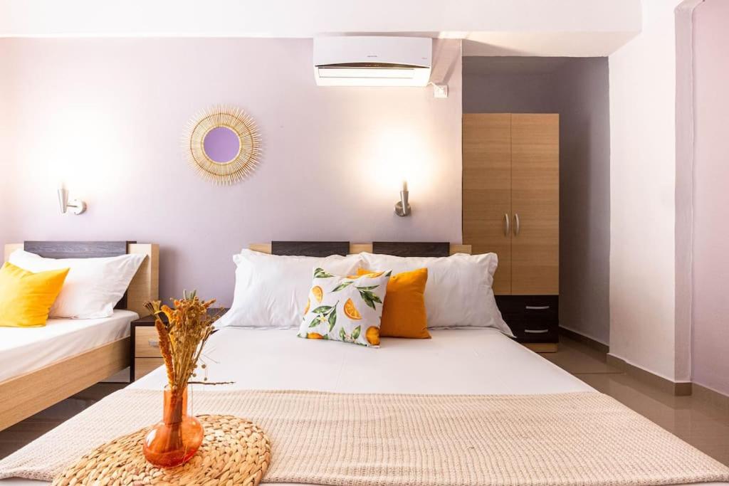 Potam'Sea Bliss 5 - Beach Front, Sun Beds & Parking