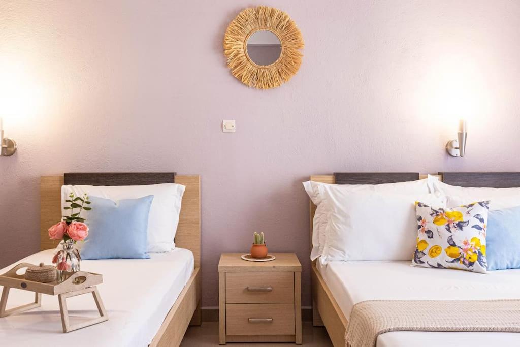 Potam'Sea Bliss 6 - Beach Front, Sun Beds & Parking