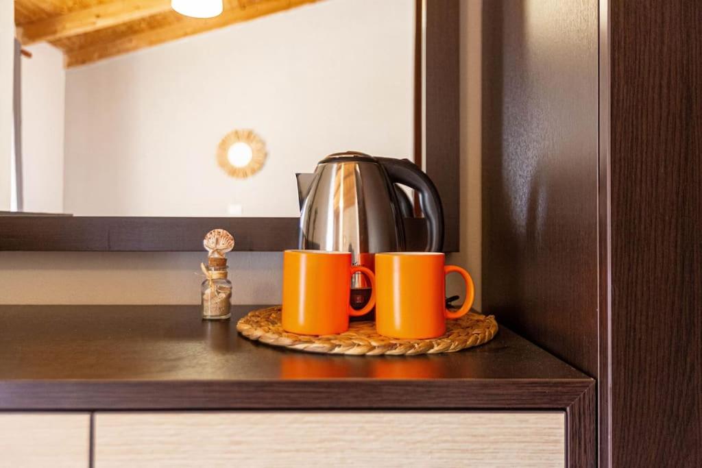 Potam'Sea Bliss 35- Beach Front, Sun Beds & Parking