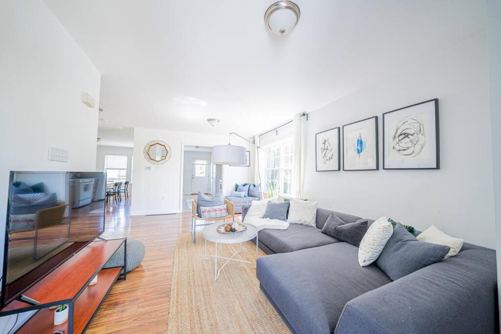 Central 3BR 2BA Near Beach Hard Rock Ocean