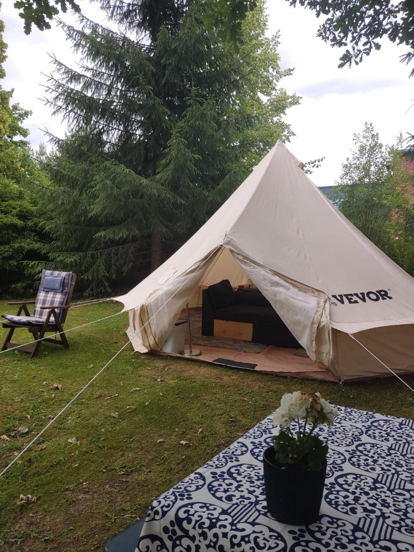 Koskentien kotimajoitus & Luxury Glamping