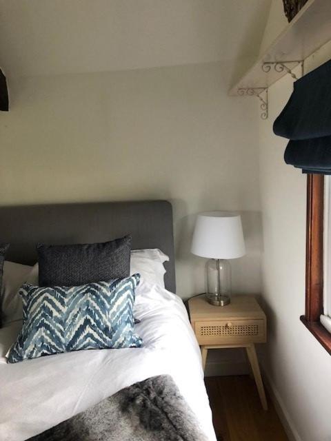 The Hayloft - New Dog friendly with garden and parking