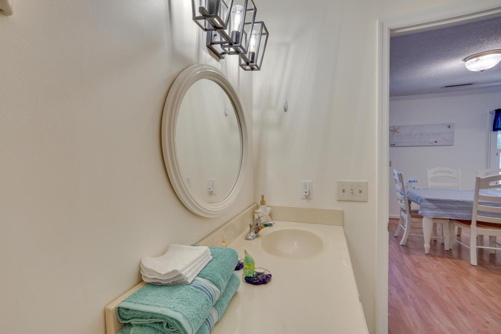 Near Edisto Beach State Park Home with Lanais!