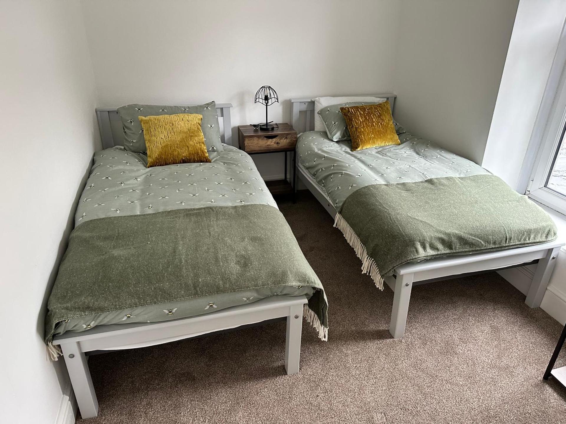 Stylish Miners Cottage, Treorchy, Rhondda