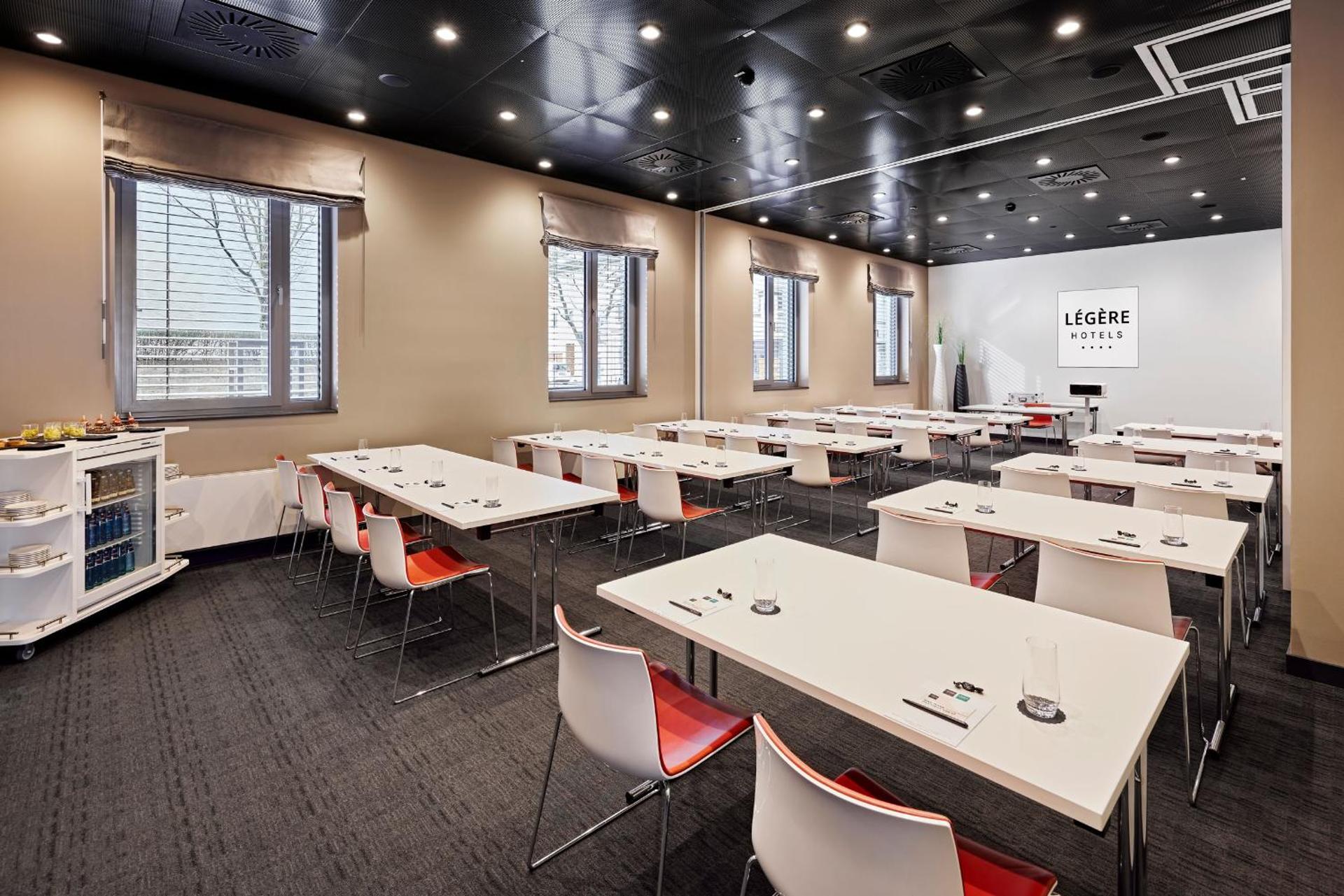 Meeting/conference room