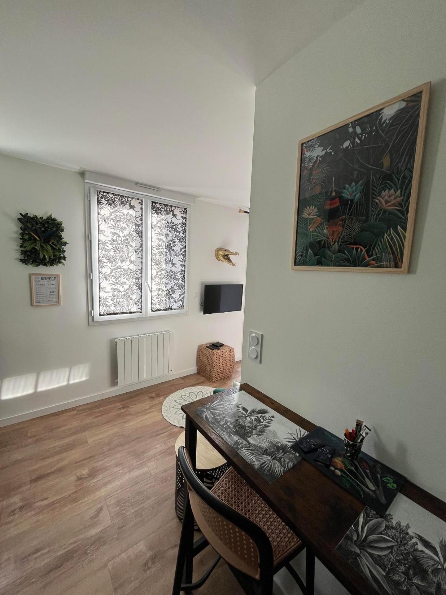 STUDIO JUNGLE - HYPEr CENTRE LORIENT