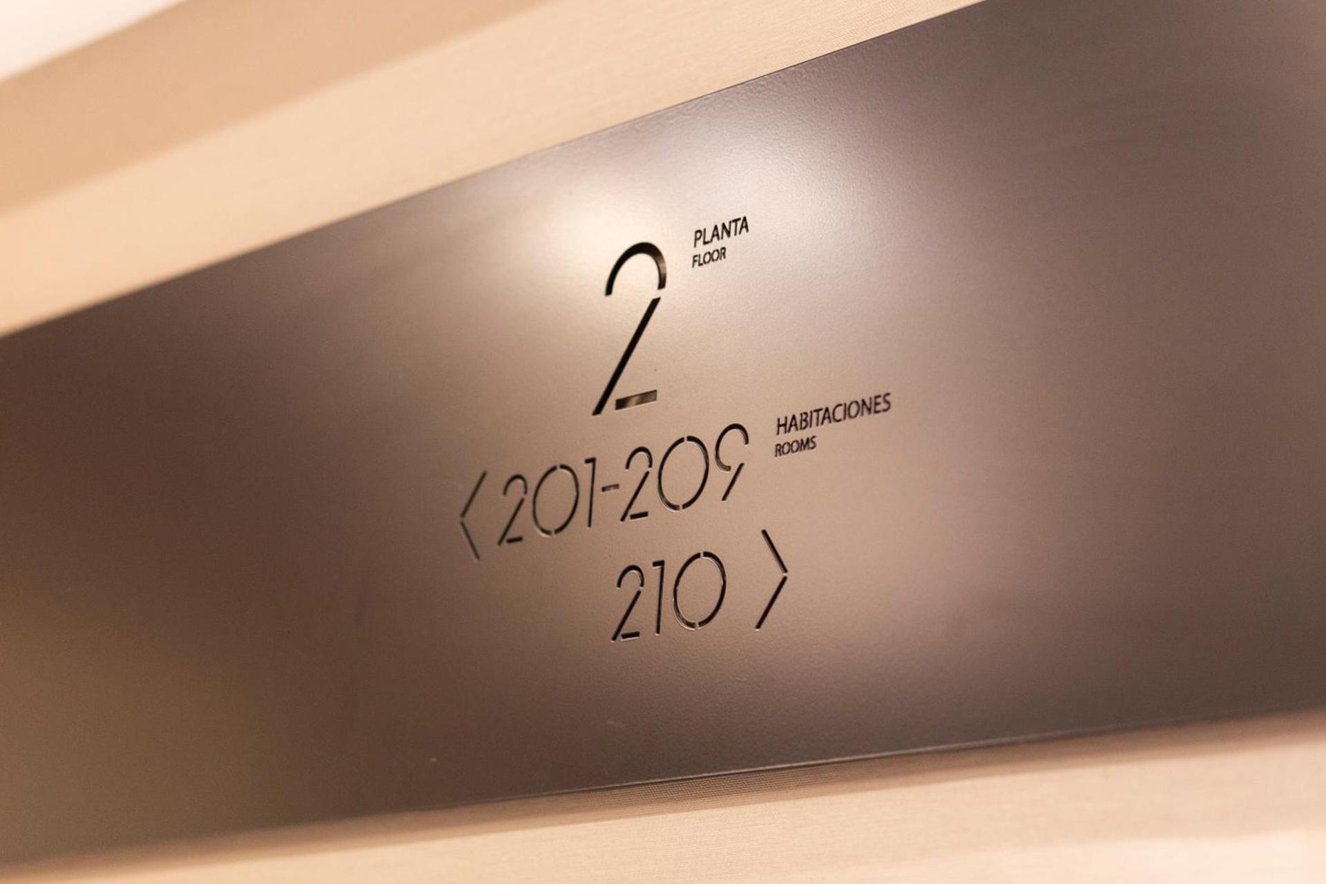 Logo/Certificate/Sign