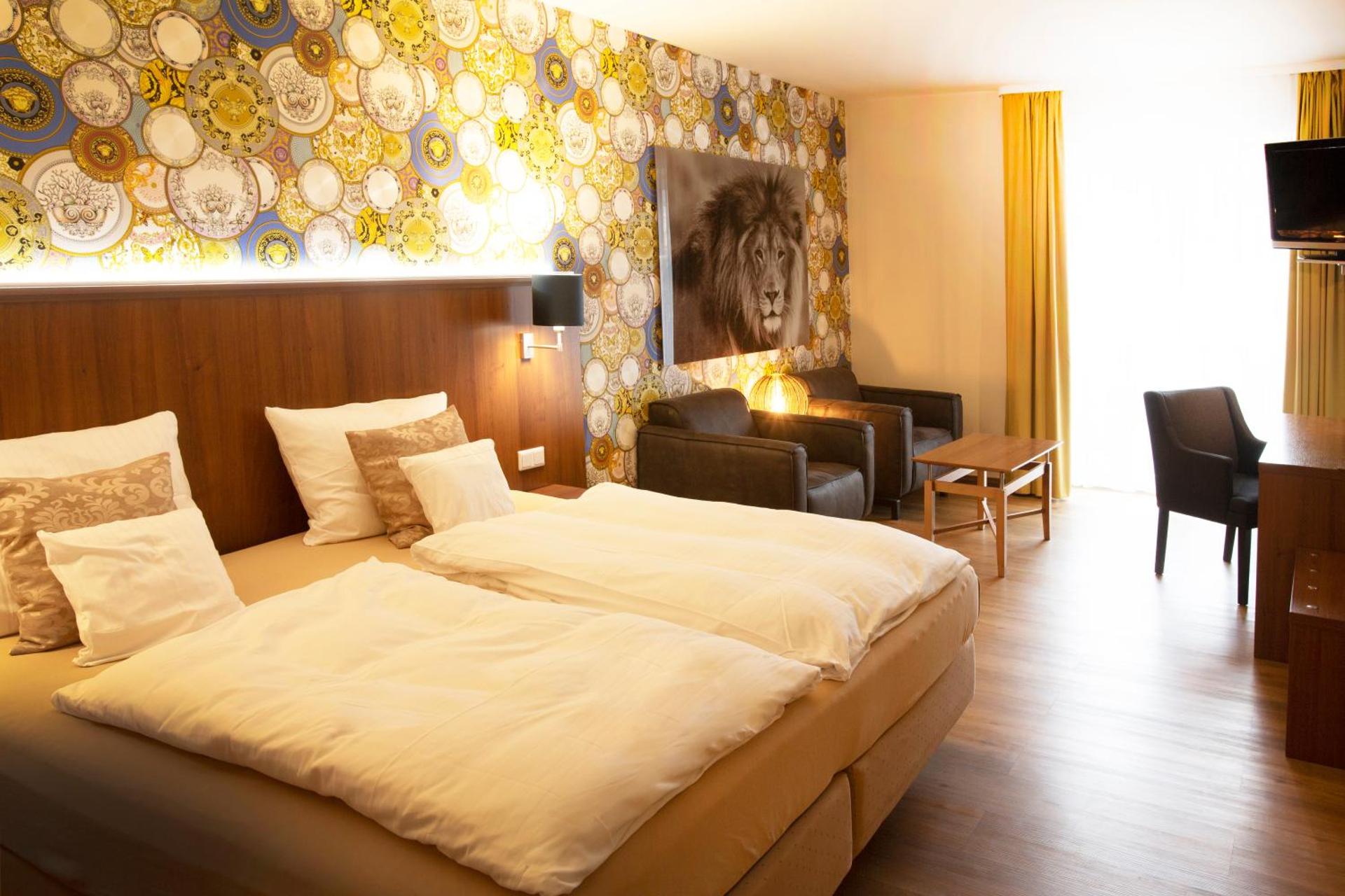 Photo of the whole room