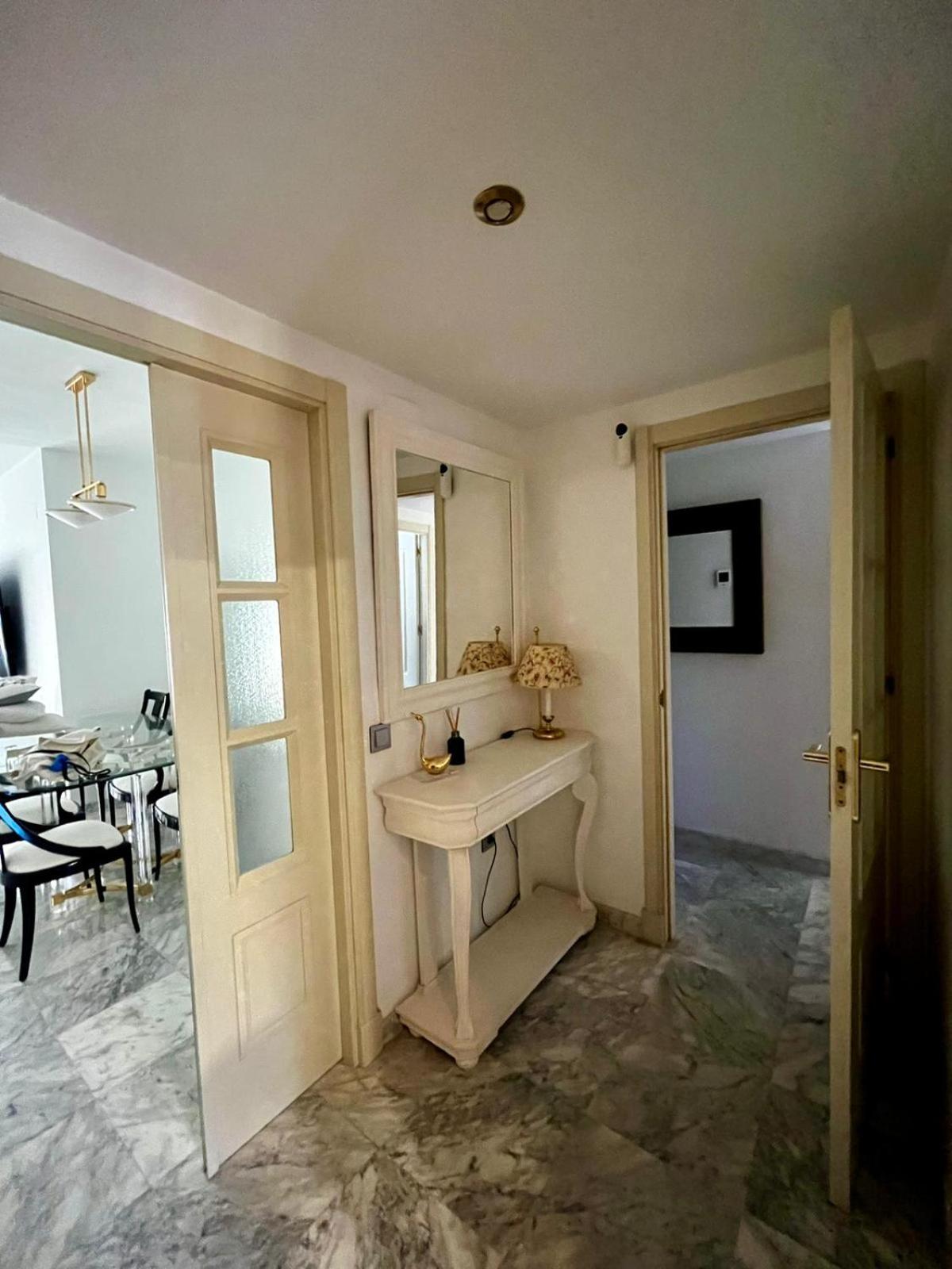 Tu oasis de lujo junto al Guadalquivir