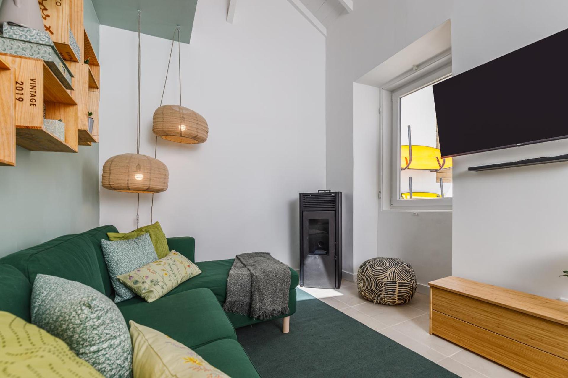 Communal lounge/ TV room