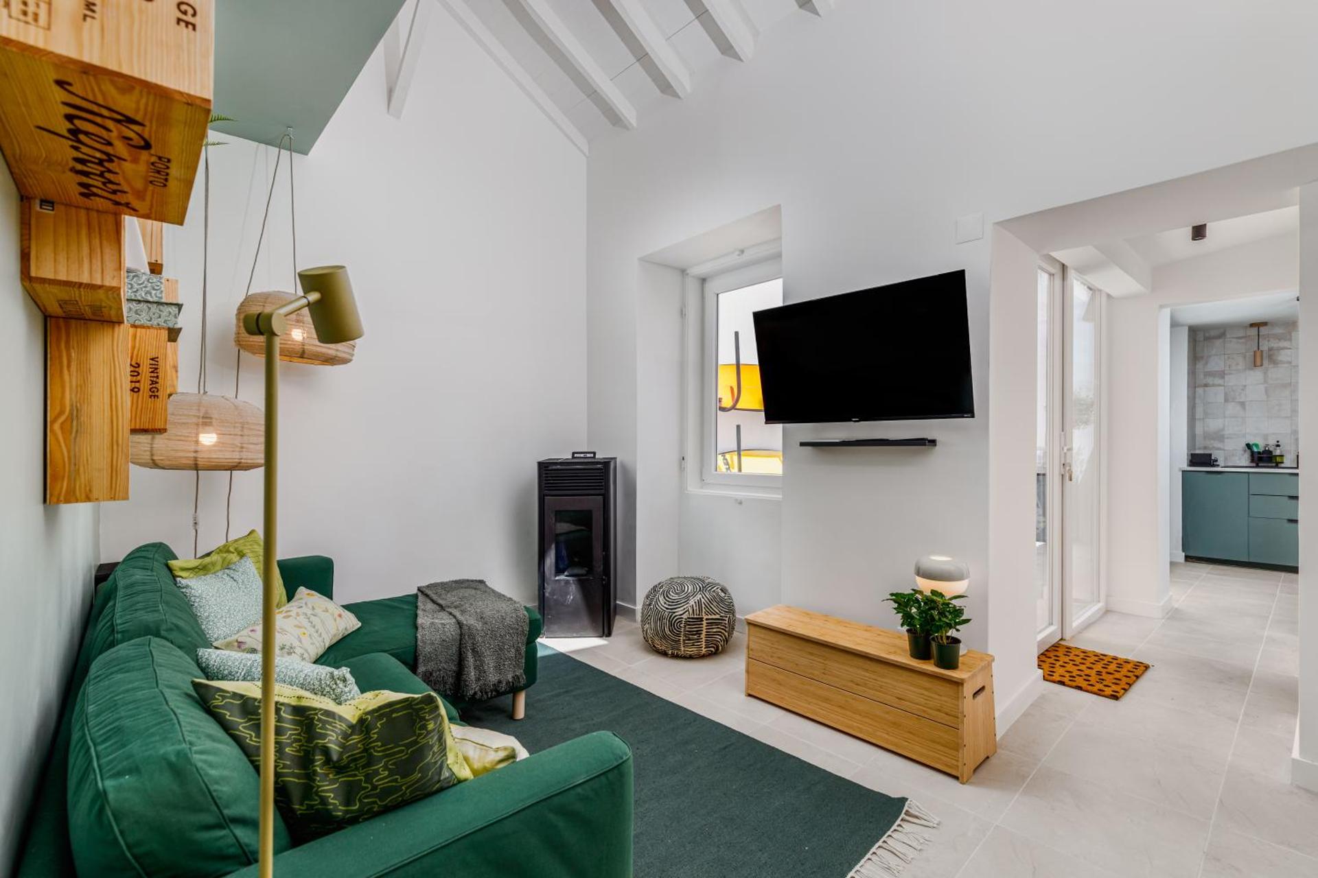 Communal lounge/ TV room