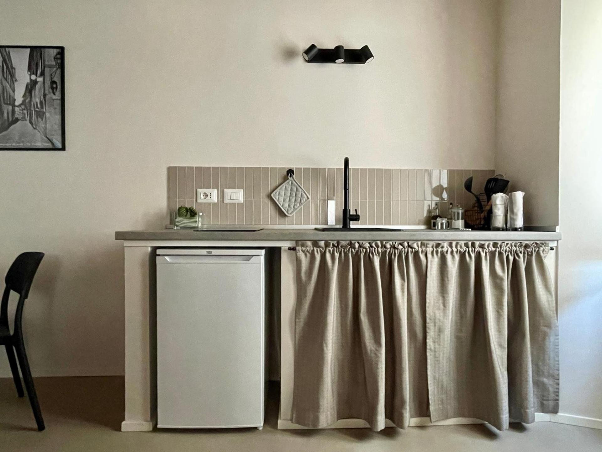 Studio Apartment with Balcony