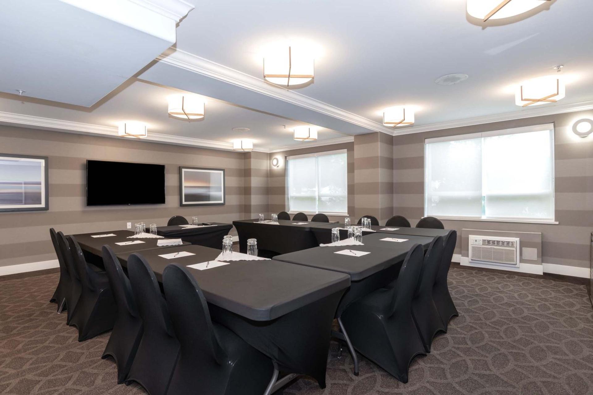Meeting/conference room