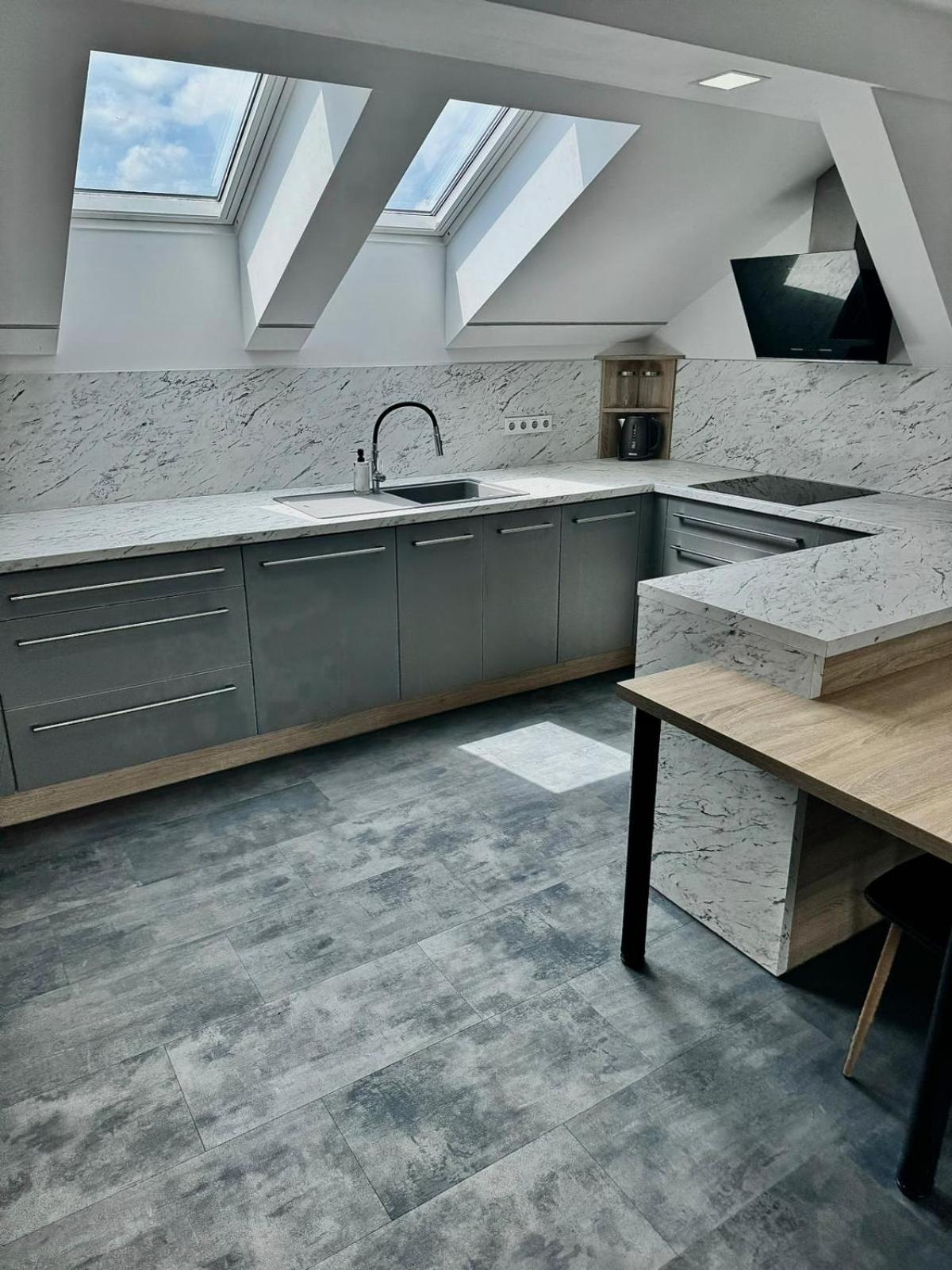 Rybářská restaurace a penzion u Horáků