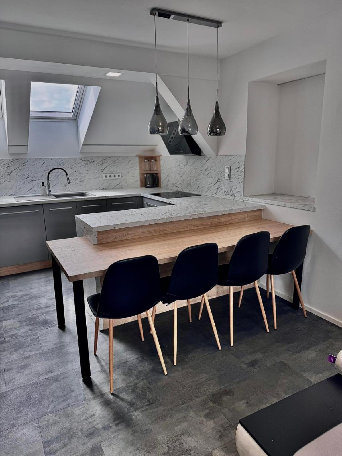 Rybářská restaurace a penzion u Horáků